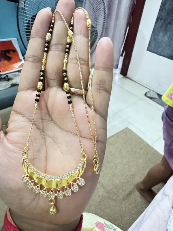 Gold_Brass_Premium_Traditional_Mangalsutra_For_Women