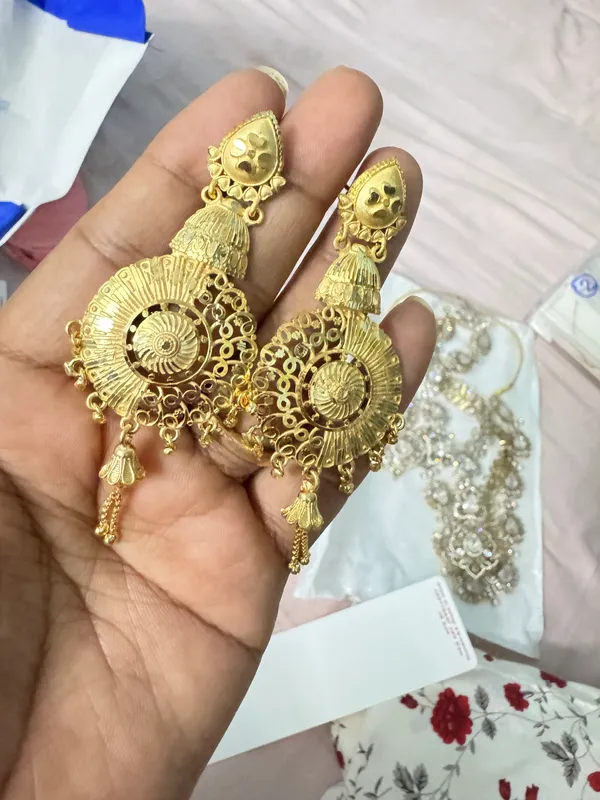 Gold_Brass_Premium_Traditional_Earrings_For_Women