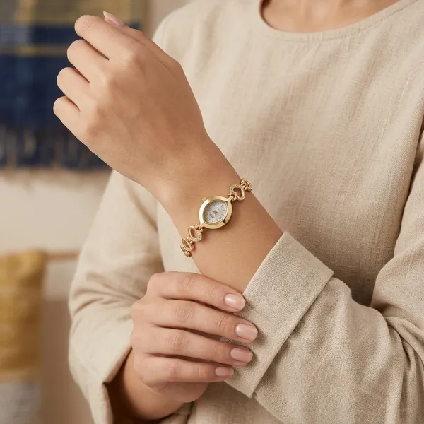 Gold_Brass_Premium_Watch_For_Women
