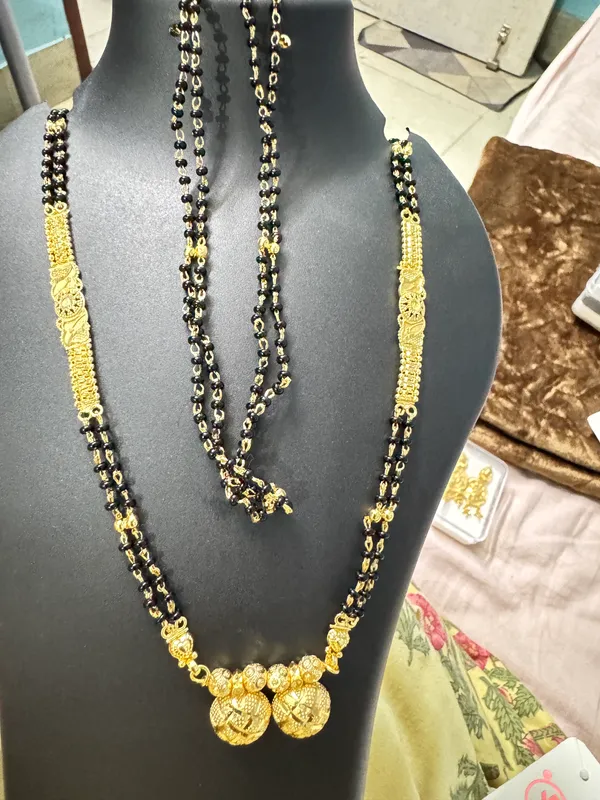Gold_Brass_Premium_Traditional_Mangal_Sutra_For_Women