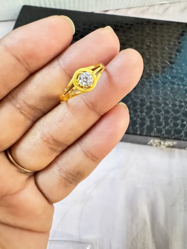 Gold_Brass_Premium_Ring_For_Women