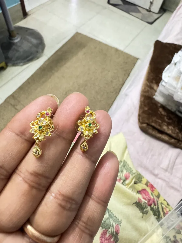 Gold_Brass_Premium_Earrings_For_Women