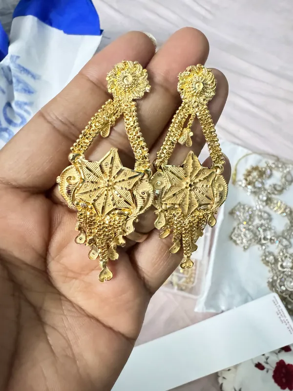 Gold_Brass_Premium_Traditional_Earrings_For_Women