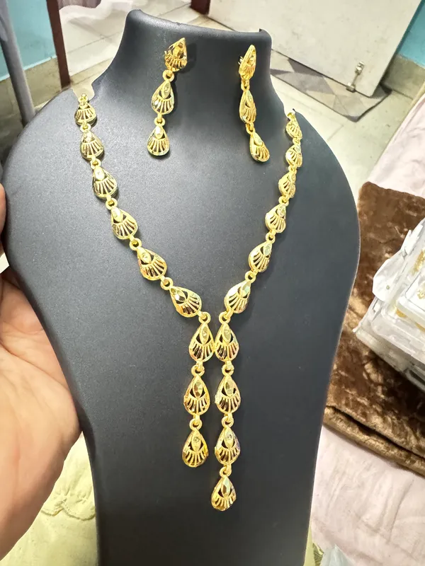Gold_Brass_Premium_Classic_Necklace_For_Women
