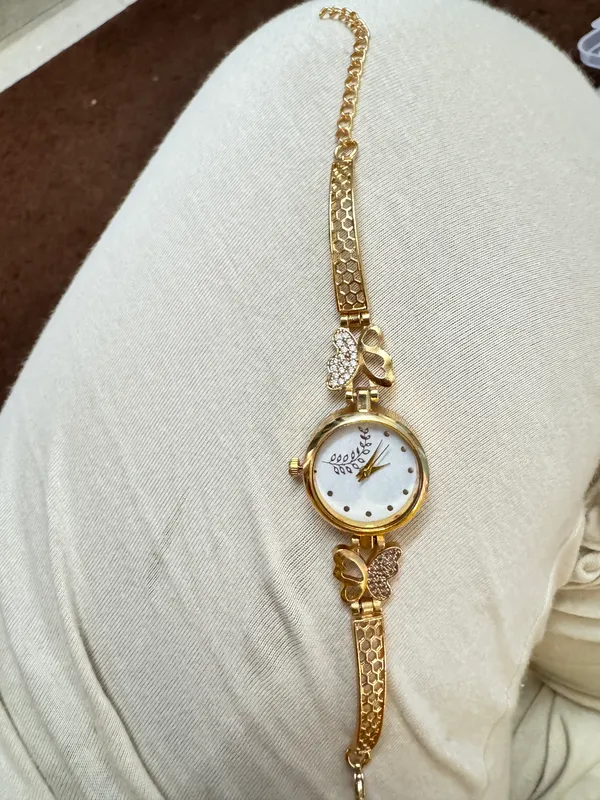 Gold_Brass_Premium_Fashion_Watch_For_Women