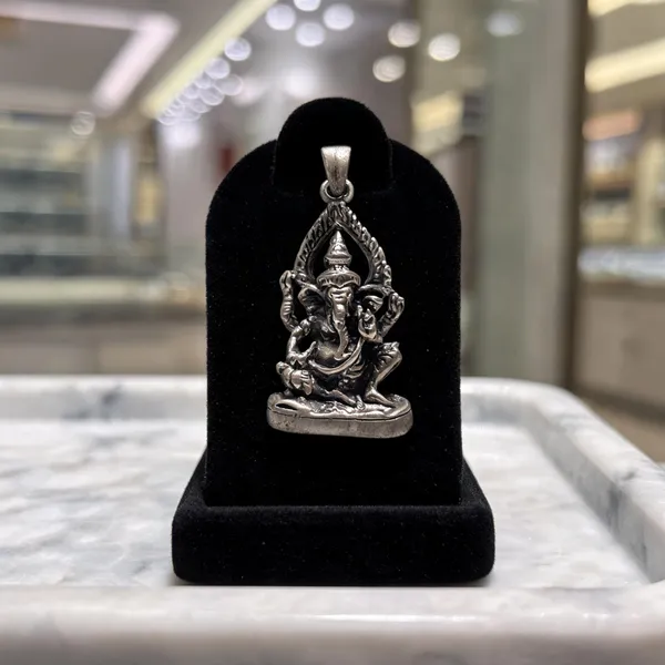 925_Sterling_Silver_Oxidised_Finish_Lord_Ganesha_Idol_Pendant