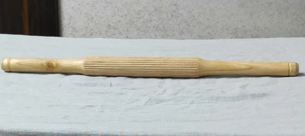 1_Pcs_Wooden_Roti_Maker_Chakla_Belan_Set_Natural_Rolling_Pin_Board