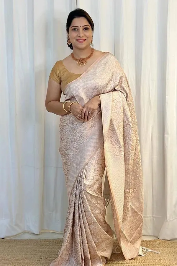 Beige_Woven_Floral_Saree_for_Women