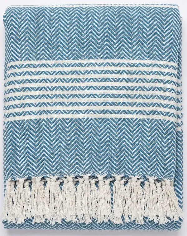 Handloom_Chevron_Cotton_RC__Throw_With_Self_Fringes