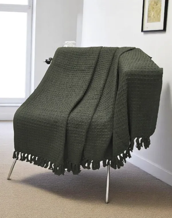 Hand_Loom_Waffle_Weave_Cotton_RC_throw_with_self_Fringes