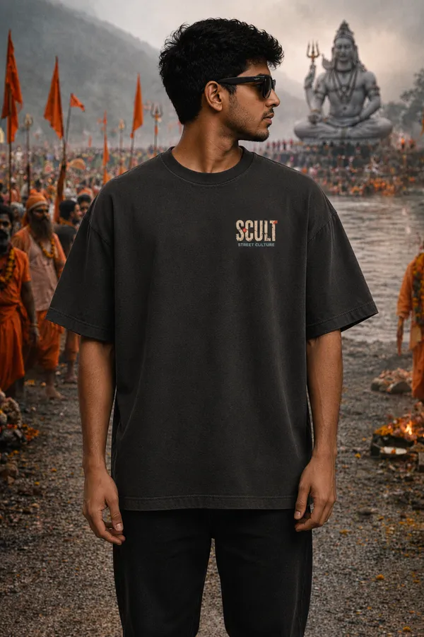 sacred-hands-graphic-oversized-tee-unisex-streetwear-t-shirt-with-spiritual-art-print-Black-L