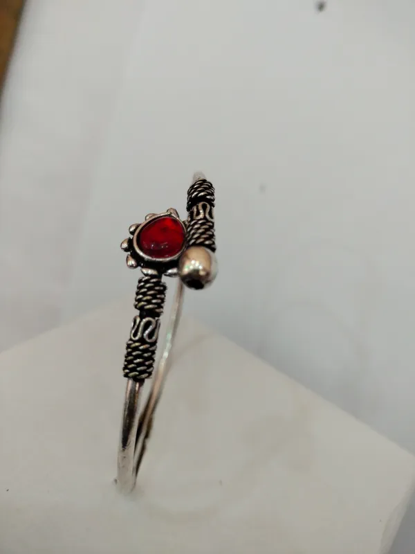 Red_Stone_Oxidised_Bangle_for_Women