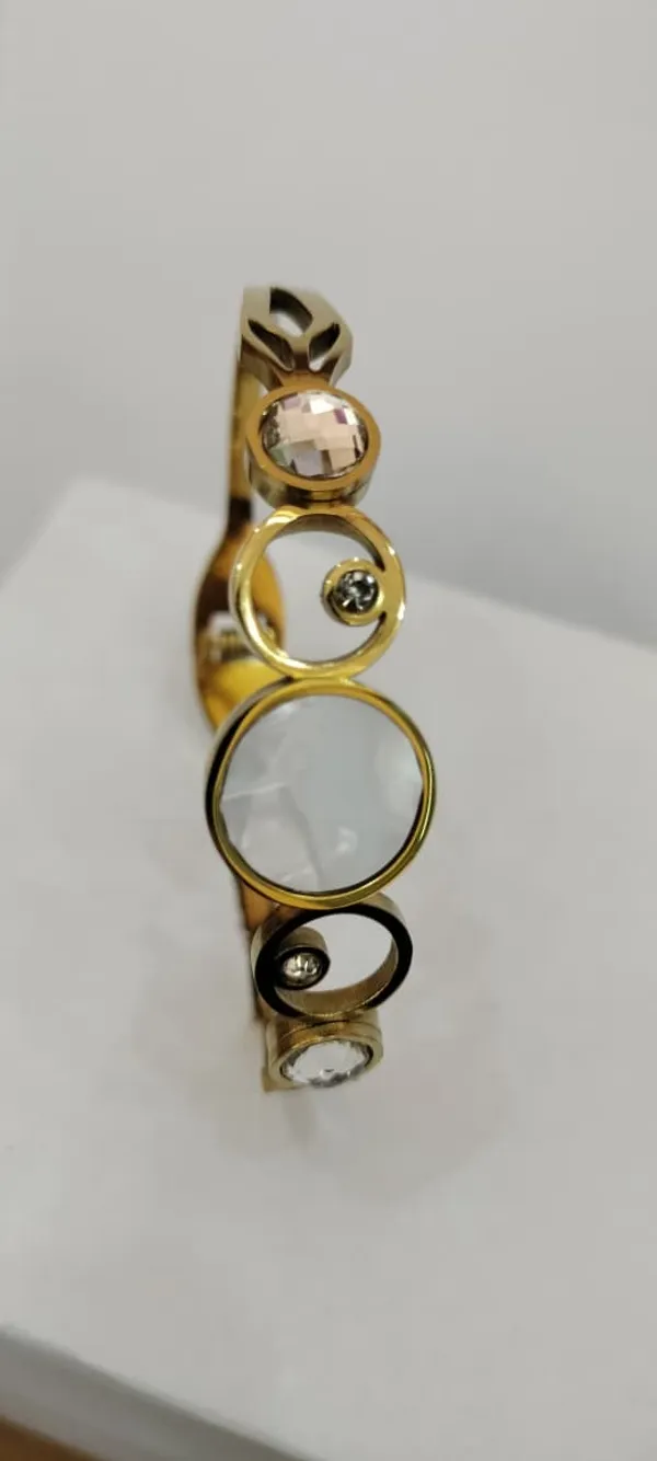 Gold_Tone_Round__Bracelet_for_Women