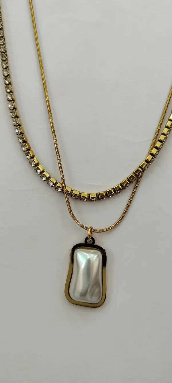 Gold_Tone_Layered_Statement_Pendant_Necklace_for_Women