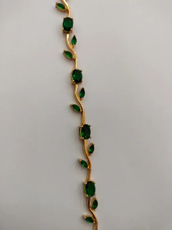 Gold_Tone_Green_Leaf_Design_Bracelet_for_Women