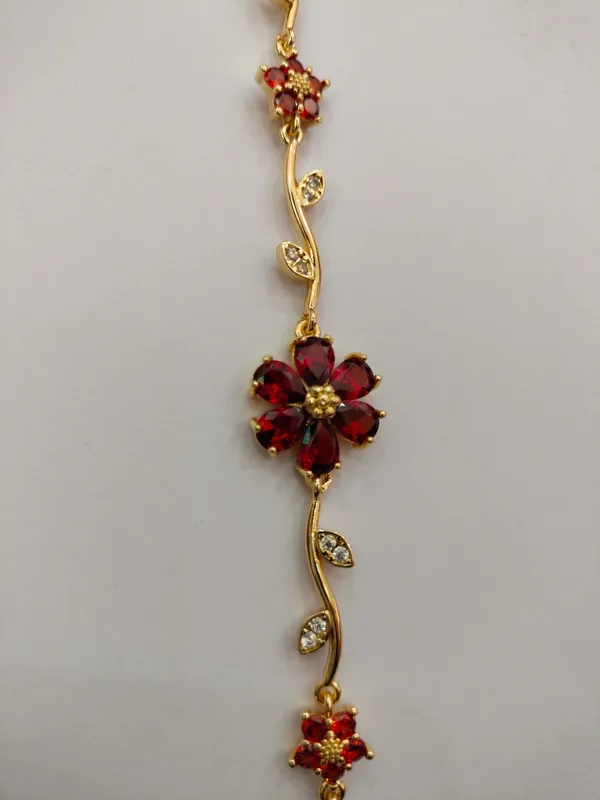Red_Floral_Stone_Bracelet_for_Women