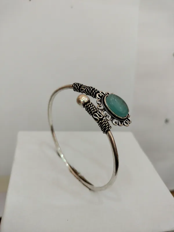 Green_Stone_Silver_Tone_Cuff_Bracelet_for_Women