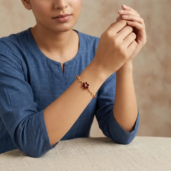 Red_Gold_Plated_Floral_Stone_Bracelet_For_Women