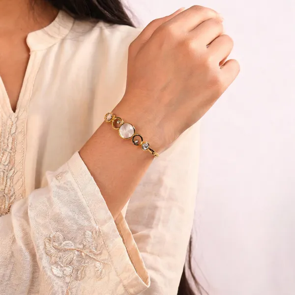 Gold_Plated_Round_Stone_Bracelet_For_Women