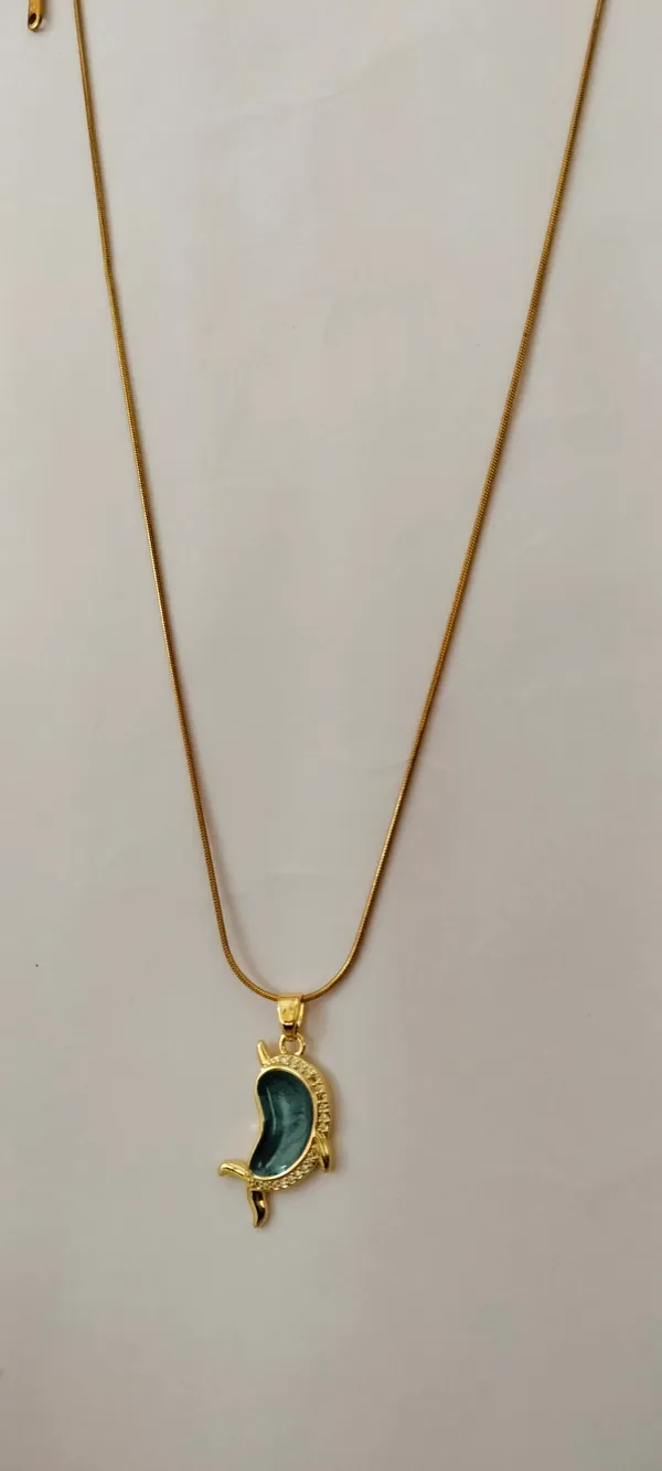 Gold_Tone_Green_Pendant_Necklace_for_Women