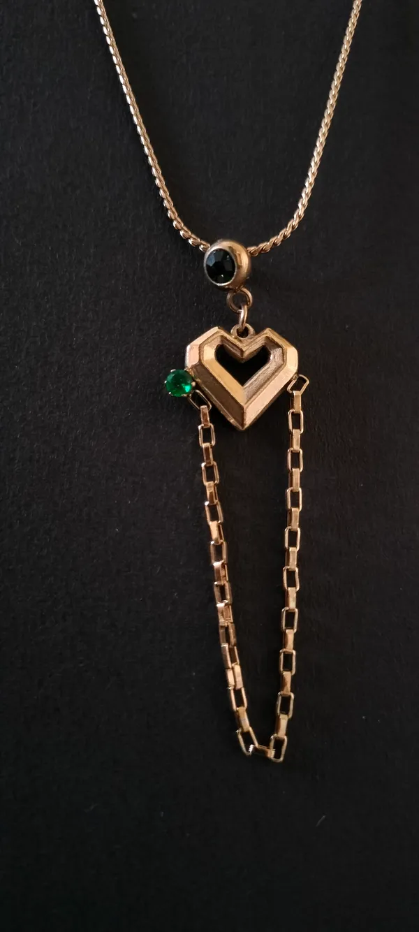 Gold_Tone_Heart_Pendant_Necklace_for_Women