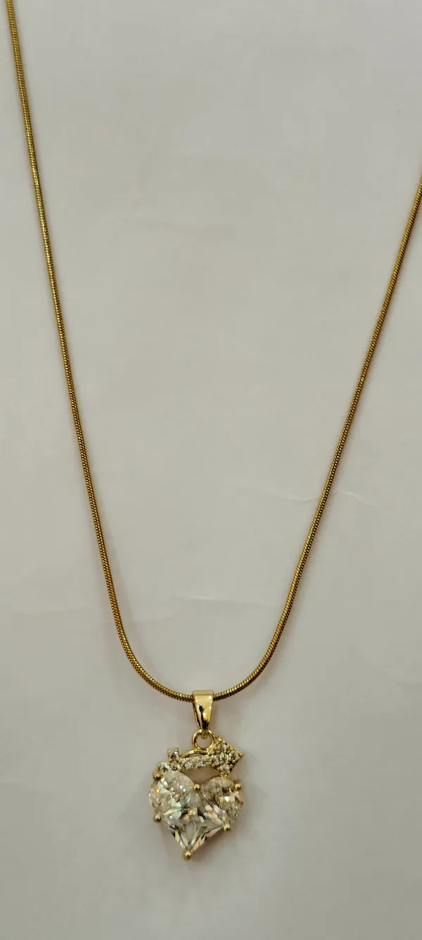 Gold_Tone_Crystal_Heart_Pendant_Necklace_for_Women