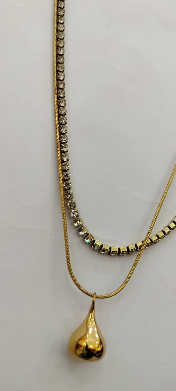 Gold_Tone_Layered_Pendant_Necklace_for_Women