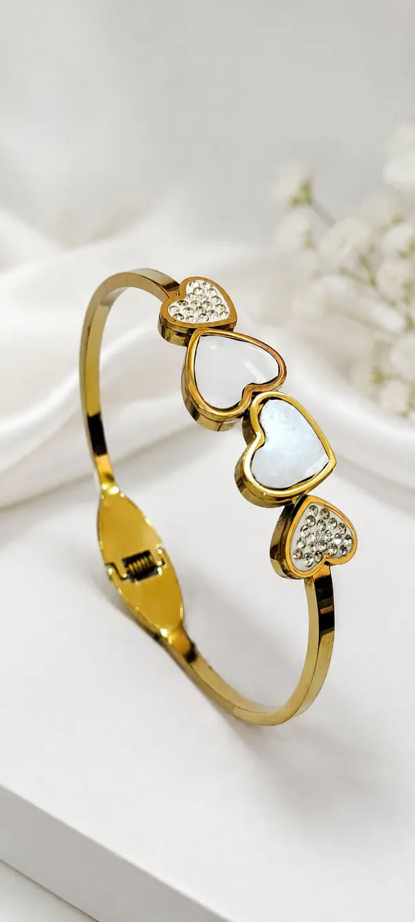 Gold_Gold_Plated_Heart_Stone_Bracelet_For_Women