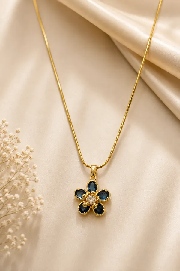 Gold_18K_Plated_Floral_Pendant_Necklace_For_Women