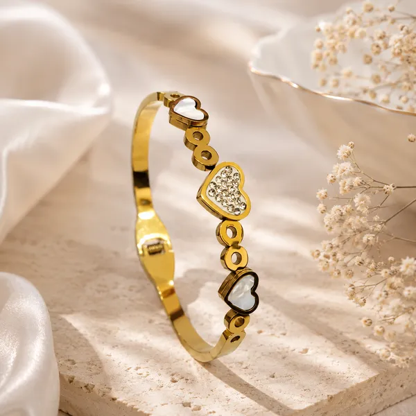 Gold_Plated_Heart_Stone_Bracelet_For_Women