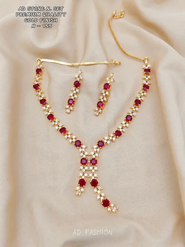 Gold_Finish_Brass_Red_Stone_Floral_Necklace_Set_For_Women
