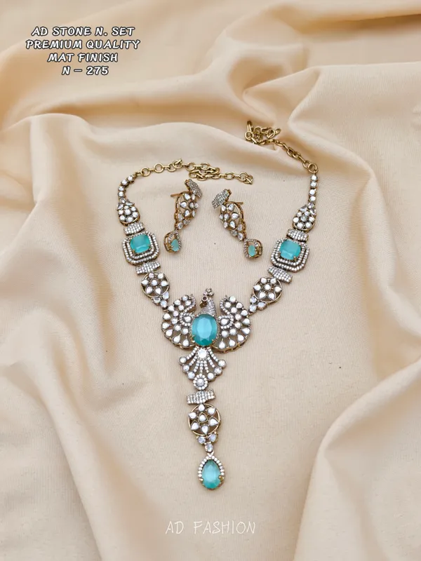 Silver_Brass_Turquoise_Stone_Statement_Necklace_Set_For_Women