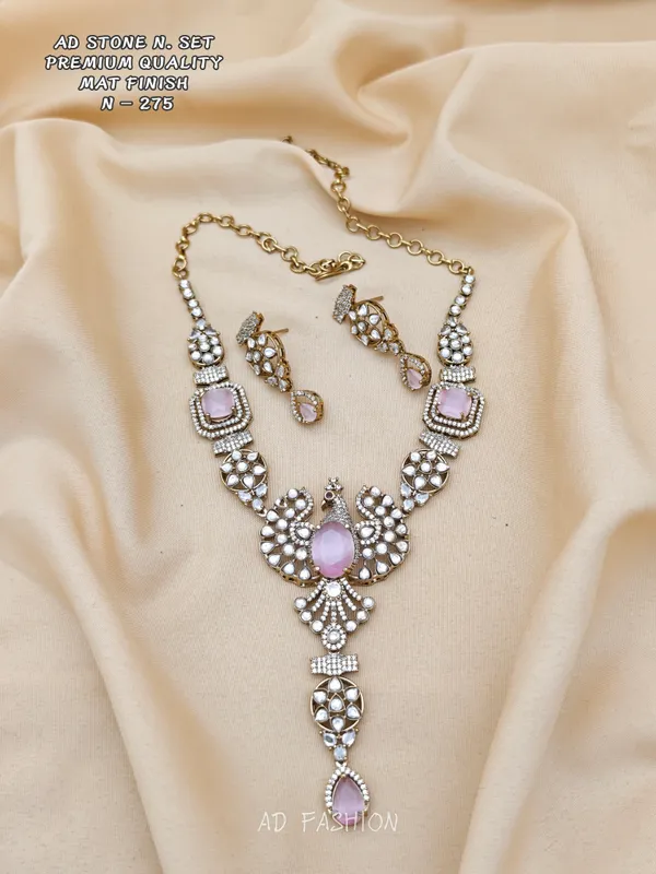 Gold_Tone_Brass_Stone_Layered_Pendant_Necklace_Set_For_Women