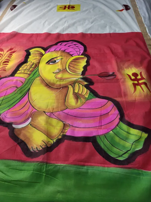 Sindhuja_Fashion_House_Hand_Painted,_Printed,_Floral_Print,_Graphic_Print_Kasavu_Pure_Cotton_Saree_(White,_Red)