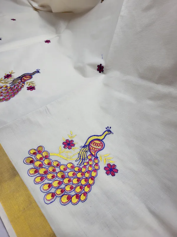 Sindhuja_Fashion_House_Embroidered,_Animal_Print_Kasavu_Pure_Cotton_Saree_(White,_Multicolor)