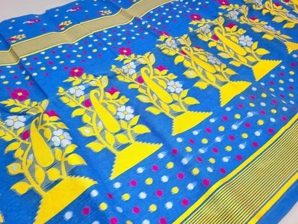 Sindhuja_Fashion_House_Woven_Jamdani_Pure_Cotton_Saree_(Light_Blue)