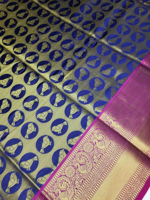 Sindhuja_Fashion_House_Woven,_Floral_Print,_Geometric_Print,_Temple_Border,_Self_Design_Banarasi_Silk_Blend_Saree_(Multicolor)