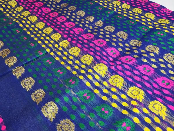 Sindhuja_Fashion_House_Temple_Border,_Woven_Jamdani_Pure_Cotton_Saree_(Dark_Blue)