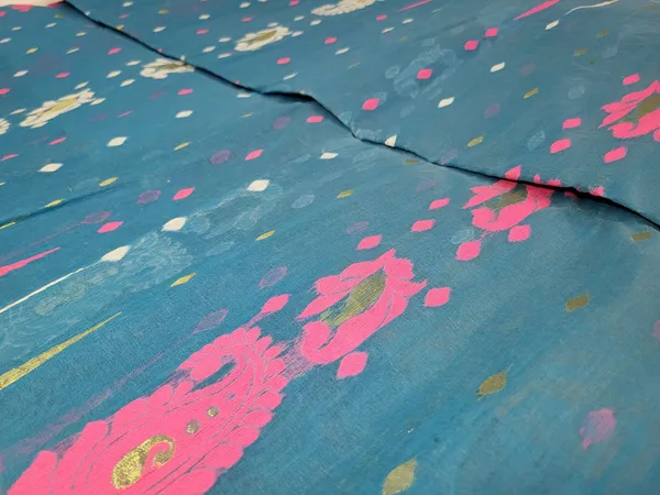 Sindhuja_Fashion_House_Self_Design,_Floral_Print,_Paisley,_Woven_Tant_Pure_Cotton_Saree_(Blue)