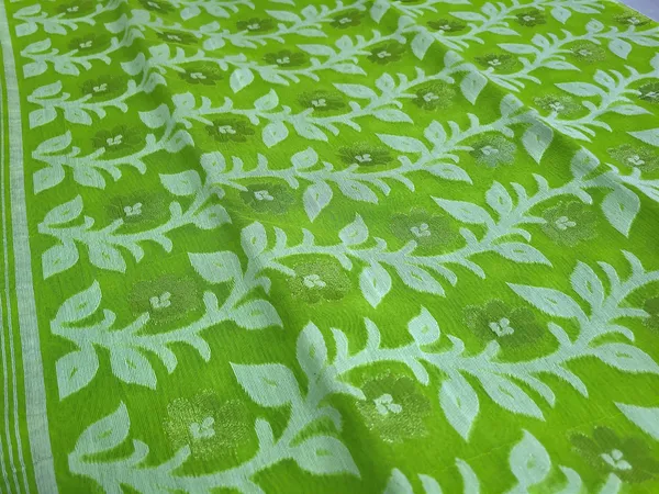Sindhuja_Fashion_House_Floral_Print,_Polka_Print,_Woven_Jamdani_Pure_Cotton_Saree_(Green)