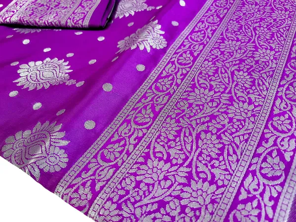 Sindhuja_Fashion_House_Woven,_Floral_Print,_Paisley_Banarasi_Silk_Blend_Saree_(Purple)