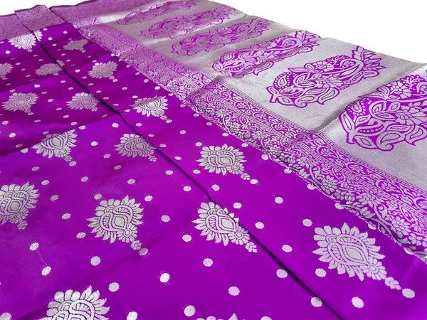 Sindhuja_Fashion_House_Woven,_Floral_Print,_Paisley_Banarasi_Silk_Blend_Saree_(Purple)