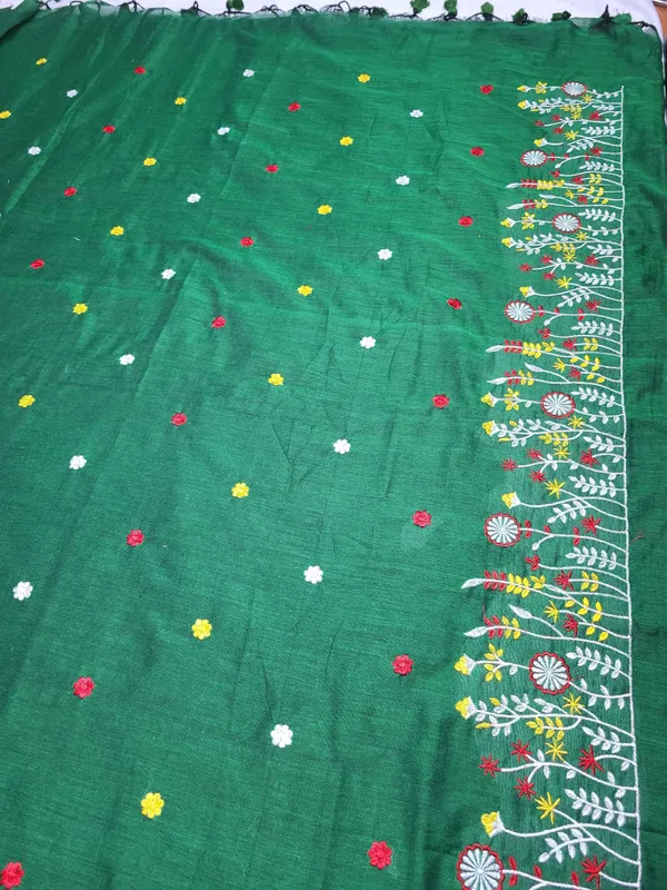 Sindhuja_Fashion_House_Embroidered,_Floral_Print_Daily_Wear_Khadi_Saree_(Green)