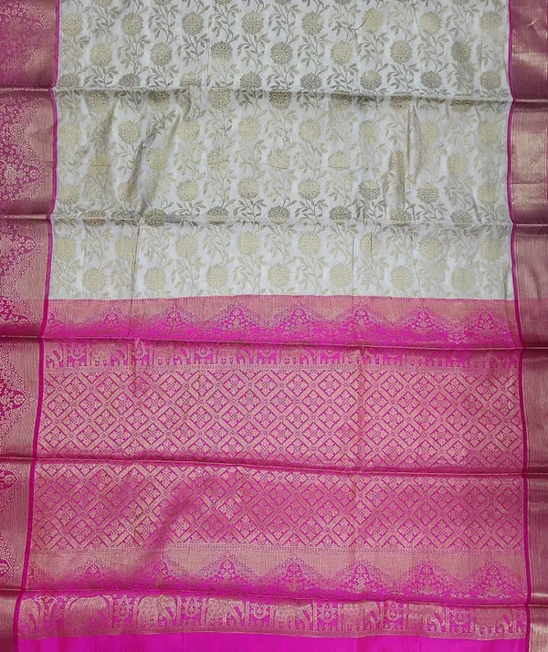 Sindhuja_Fashion_House_Woven_Banarasi_Silk_Blend_Saree_(Cream)