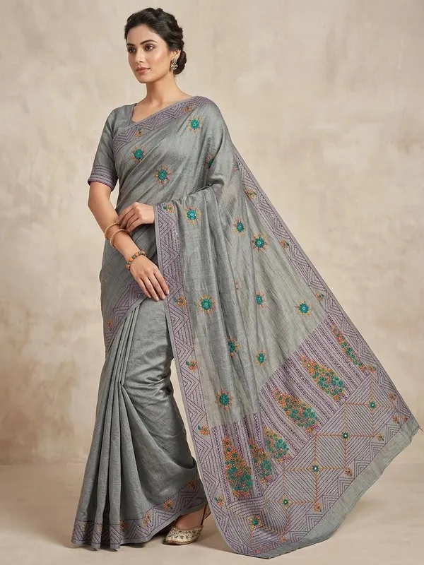Sindhuja_Fashion_House_Embroidered,_Floral_Print,_Geometric_Print_Daily_Wear_Tussar_Silk_Saree_(Grey)