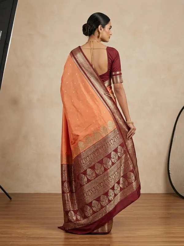 Sindhuja_Fashion_House_Woven_Banarasi_Pure_Silk_Saree_(Orange)