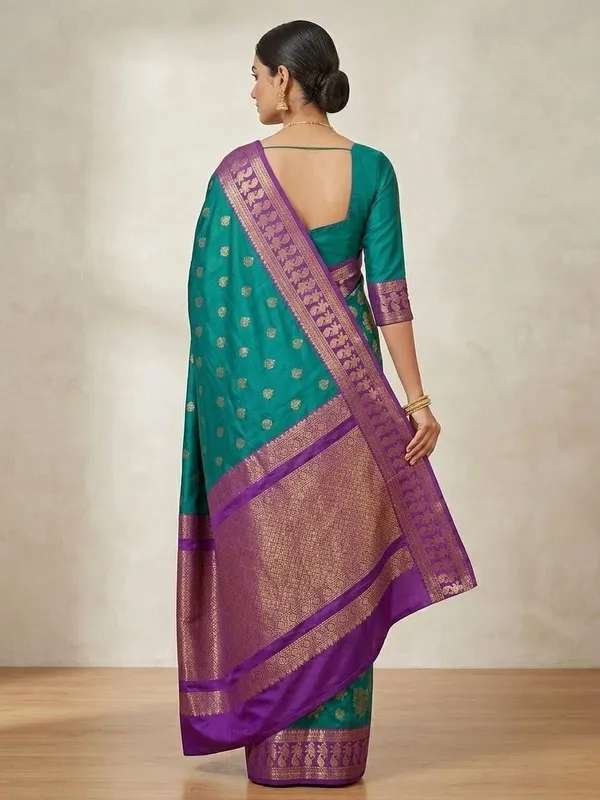 Sindhuja_Fashion_House_Printed_Banarasi_Pure_Silk_Saree_(Green)