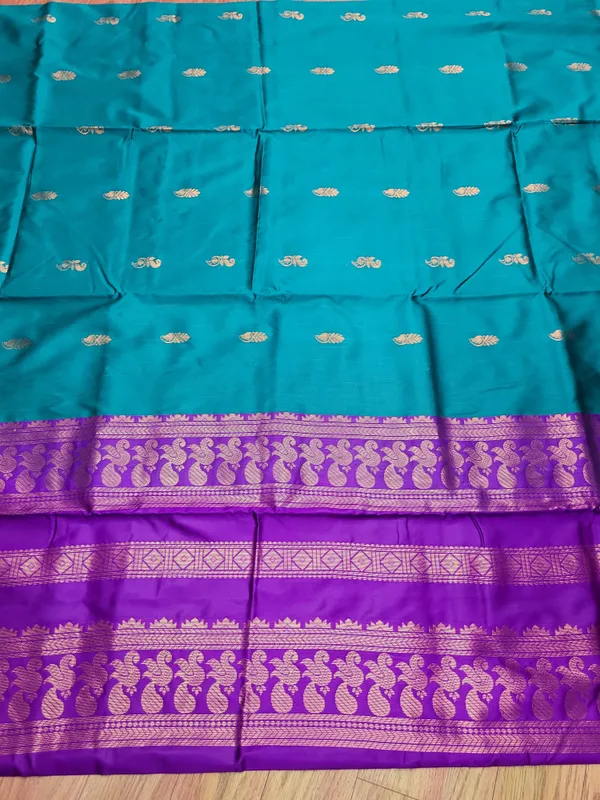 Sindhuja_Fashion_House_Printed_Banarasi_Pure_Silk_Saree_(Green)