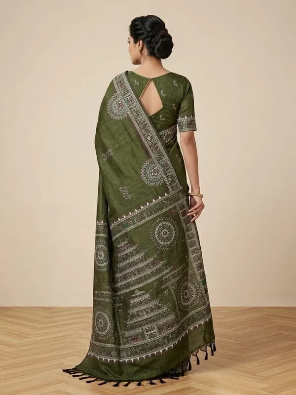 Sindhuja_Fashion_House_Printed,_Geometric_Print,_Floral_Print_Madhubani_Cotton_Blend_Saree_(Dark_Green)
