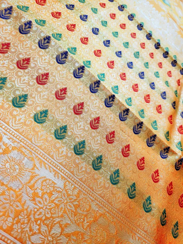 Sindhuja_Fashion_House_Self_Design,_Woven_Banarasi_Silk_Blend_Saree_(Yellow)